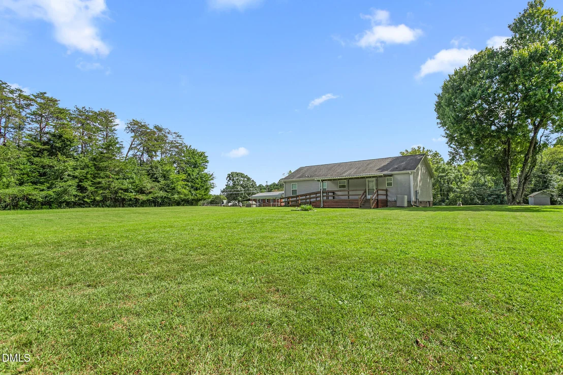 Photo of 1054 Sutton Road
