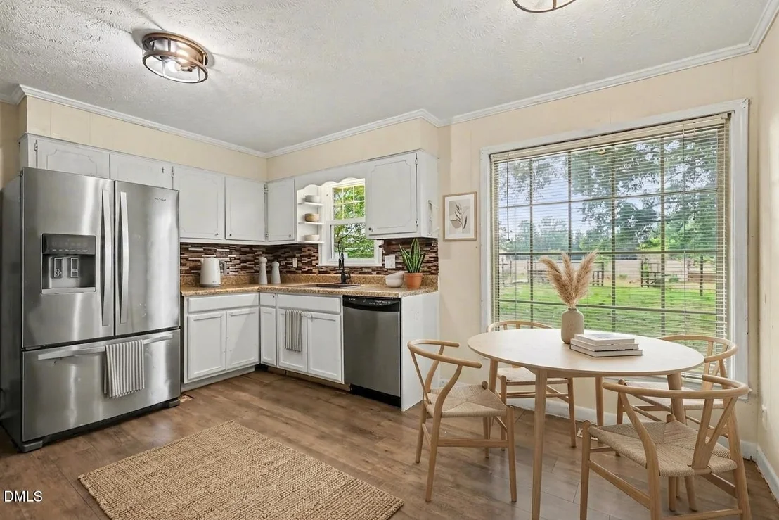 Photo of 875 Wynn Road
