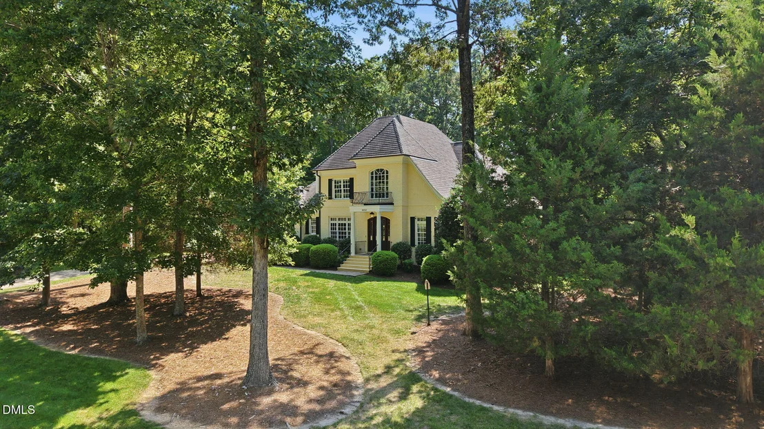 Photo of 6102 Treyburn Point Drive