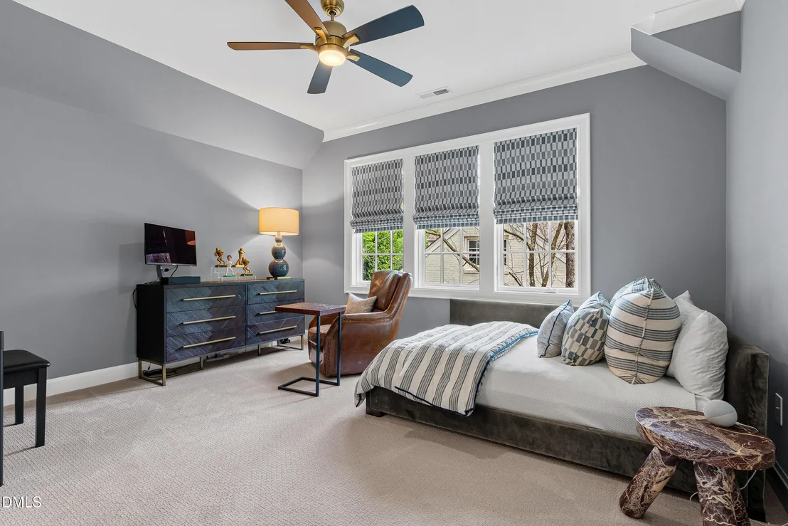 Photo of 1716 Nottingham Road