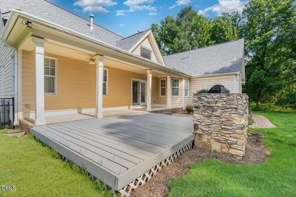 Photo of 1096 Silverleaf Drive