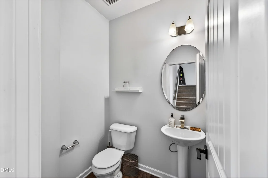 Photo of 410 Chestnut Oak Place