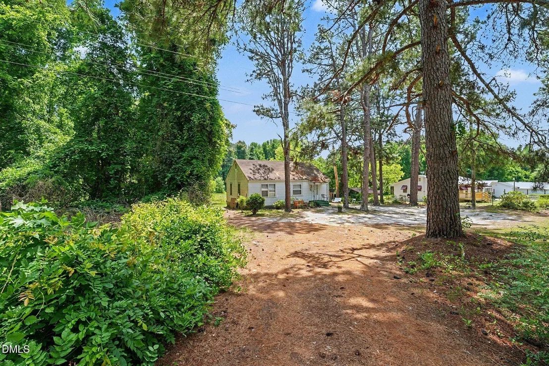 Photo of 399 Army Road