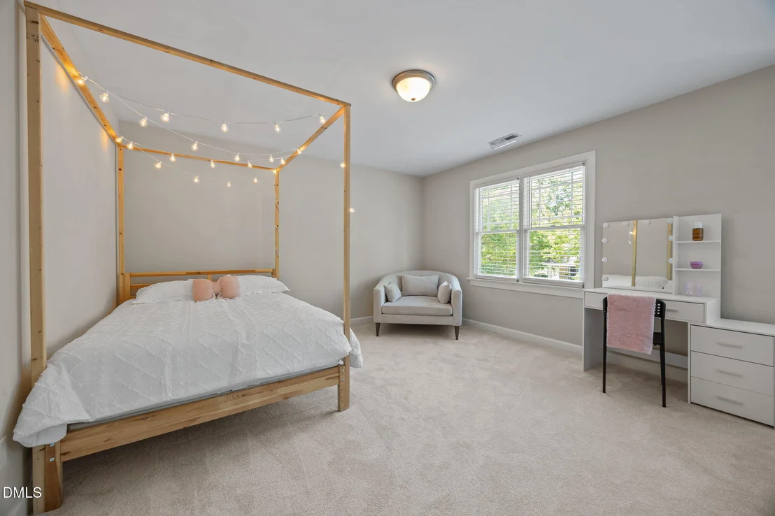 Photo of 2204 Karns Place