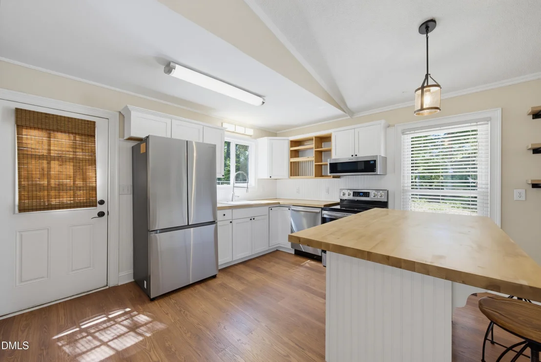 Photo of 1106 Broadford Drive