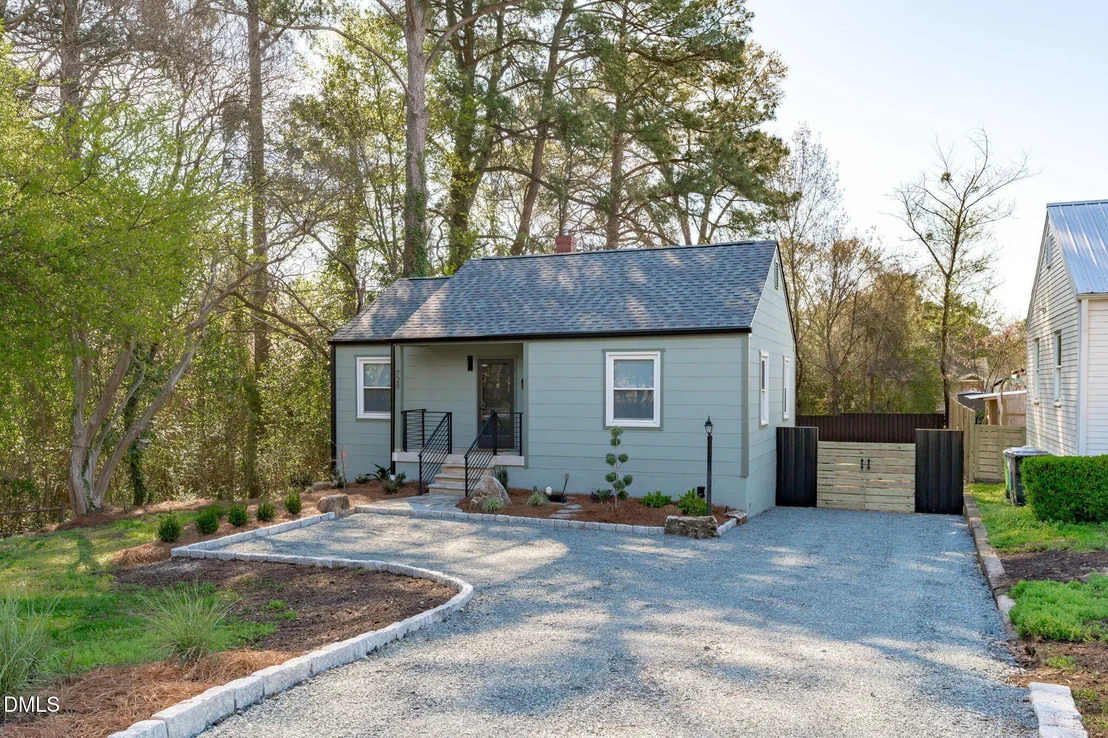 Photo of 728 Brighton Road