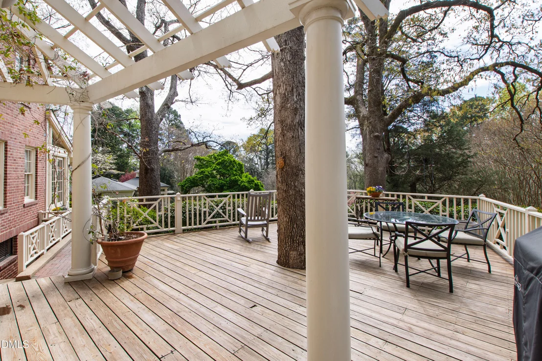 Photo of 223 Hillcrest Circle