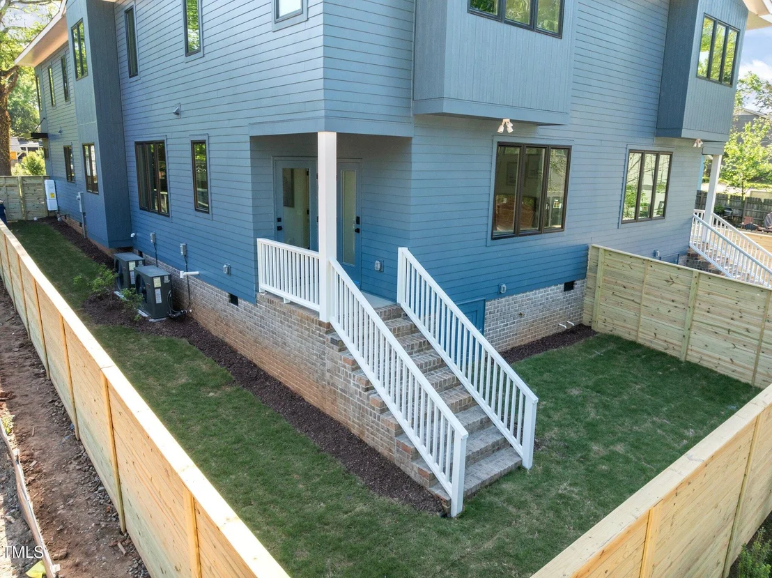 Photo of Unit 102 at 805 Tower Street
