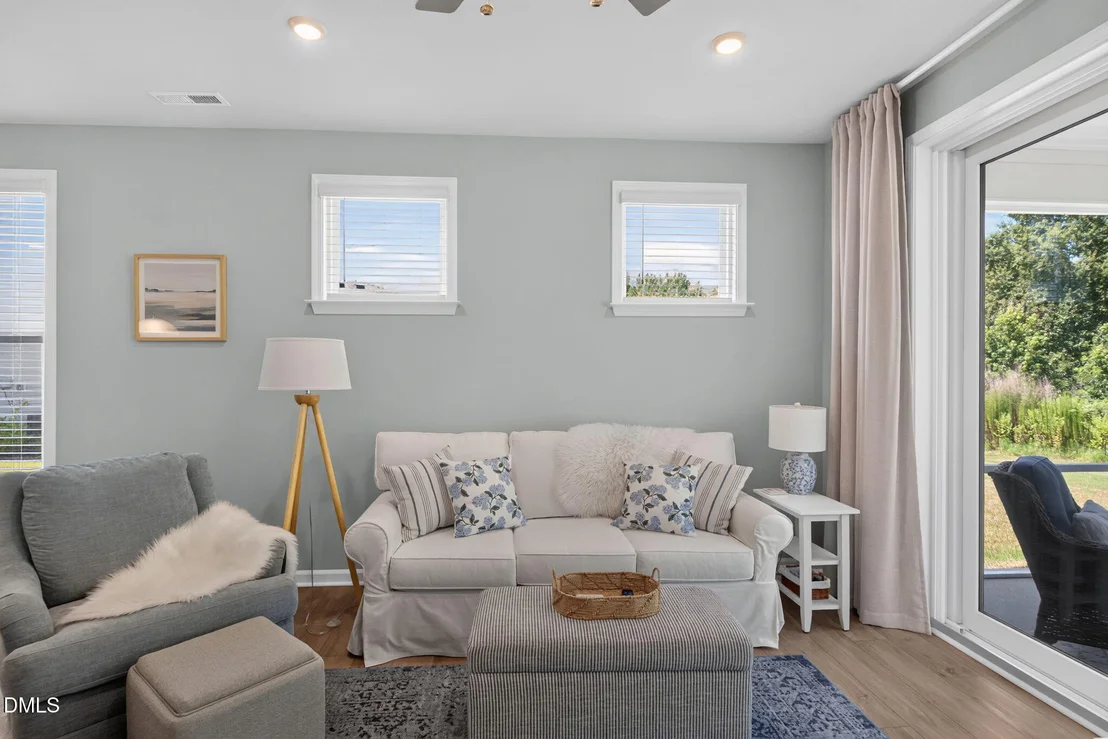 Photo of 104 Shadowbrook Trail