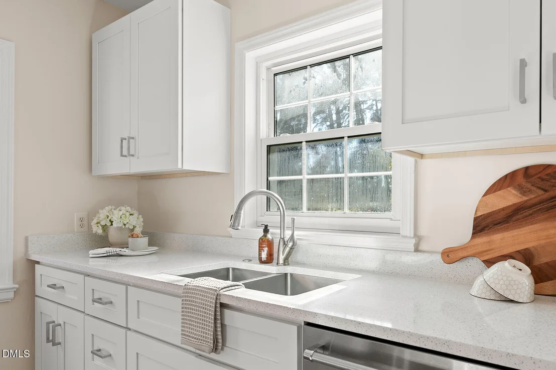Photo of 2720 University Drive