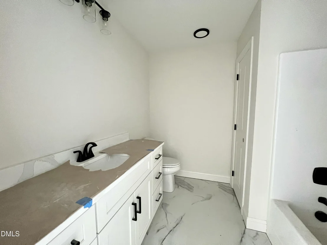 Photo of 176 Hillstead Way