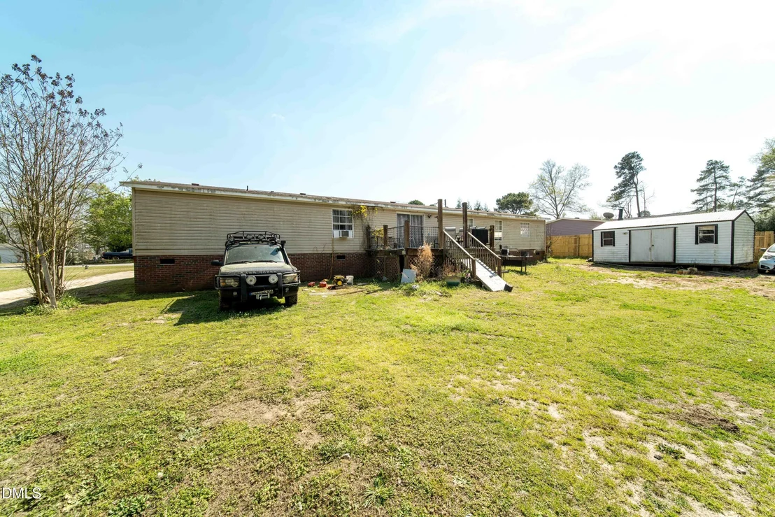 Photo of Unit UNITLT26 at 401 Morehead Drive