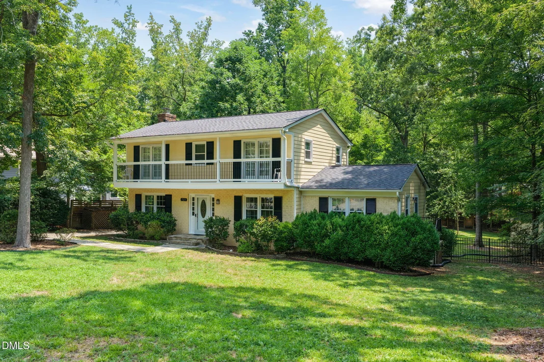 Photo of 721 Tinkerbell Road
