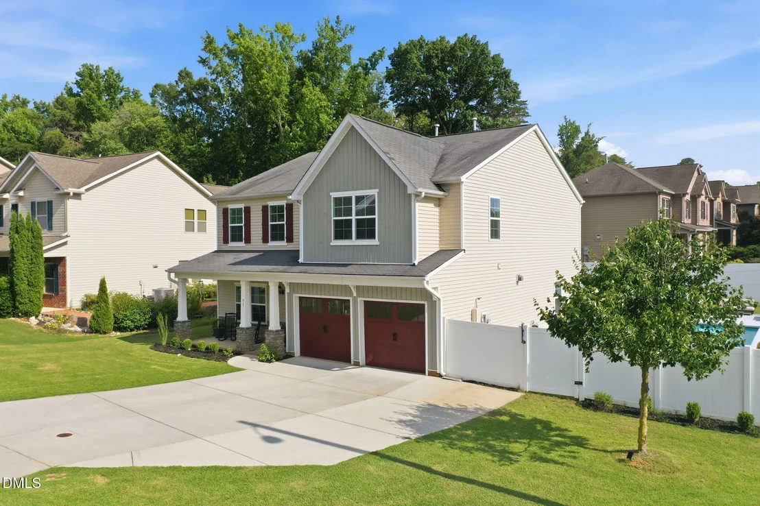Photo of 921 Sugar Tree Drive