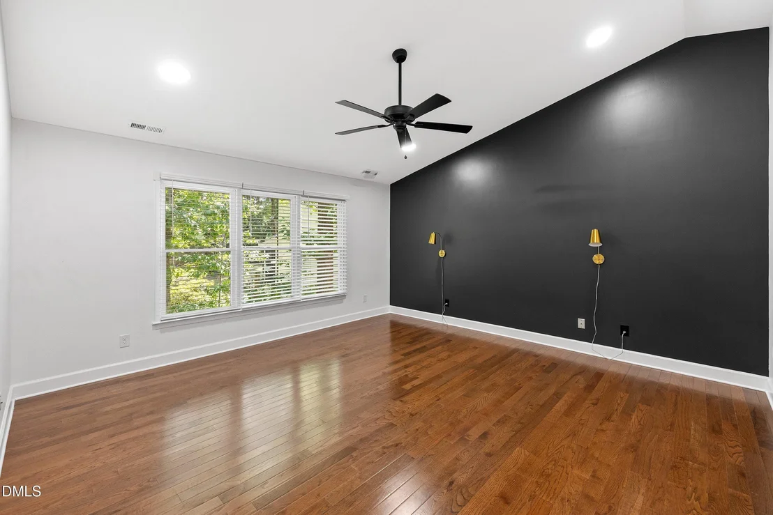 Photo of 1409 Bridgeport Drive