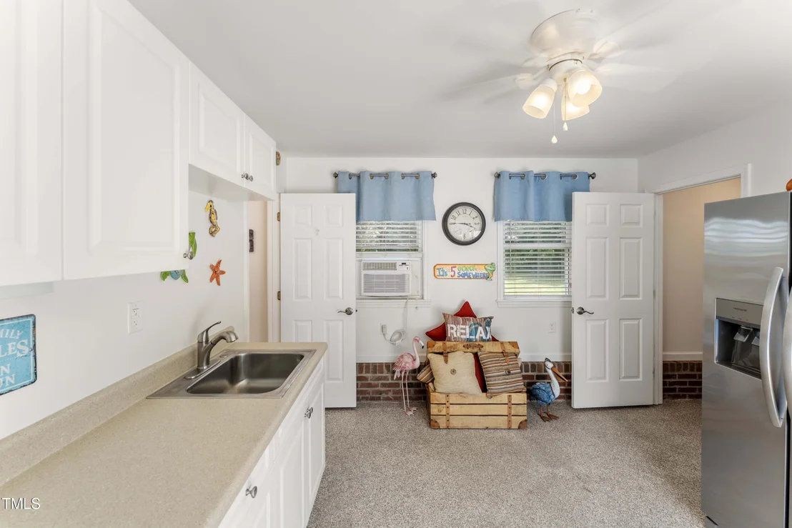 Photo of 5633 Baptist Assembly Road