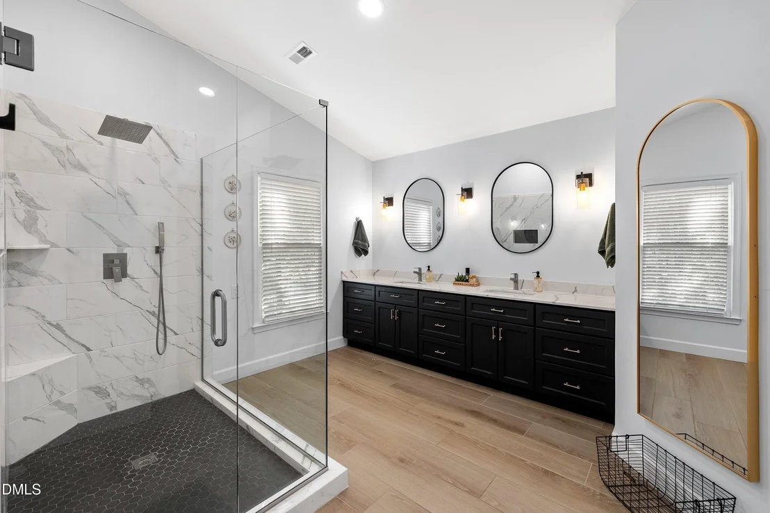 Photo of 1409 Bridgeport Drive