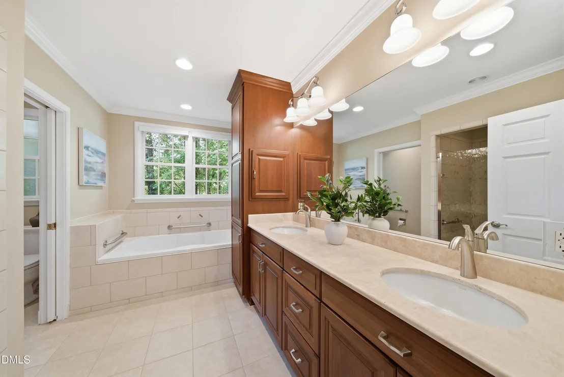 Photo of 3812 Somerset Drive
