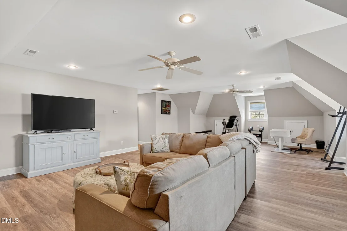 Photo of 296 Shoreline Drive