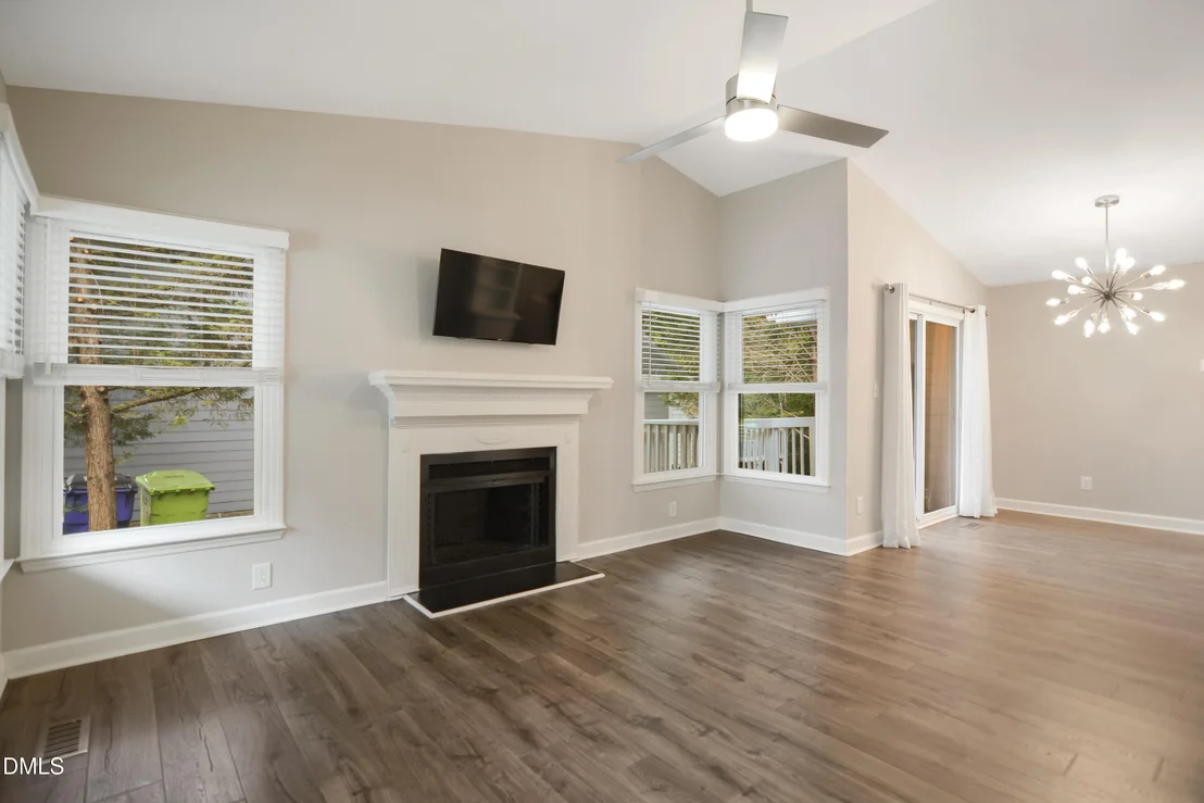 Photo of 216 Dickens Drive