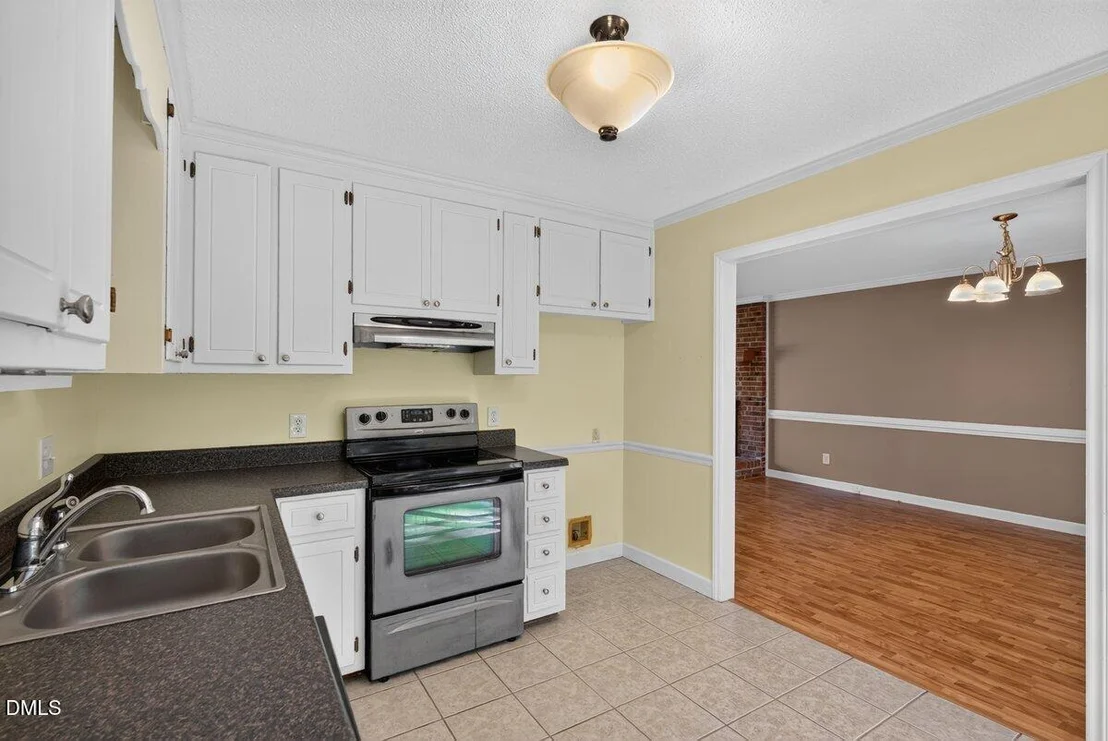 Photo of 102 Meadow Park