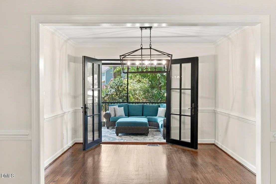 Photo of 105 Pinewood Drive