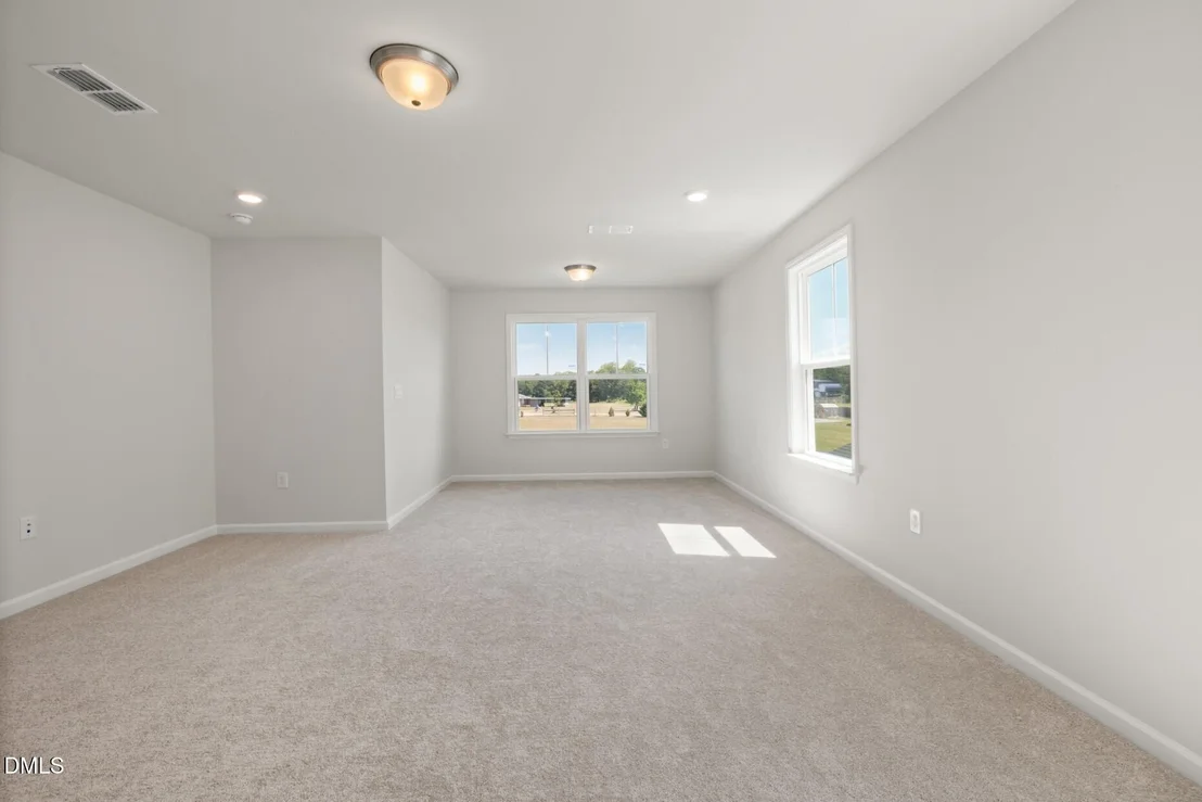 Photo of 2101 Saunders Farm Drive