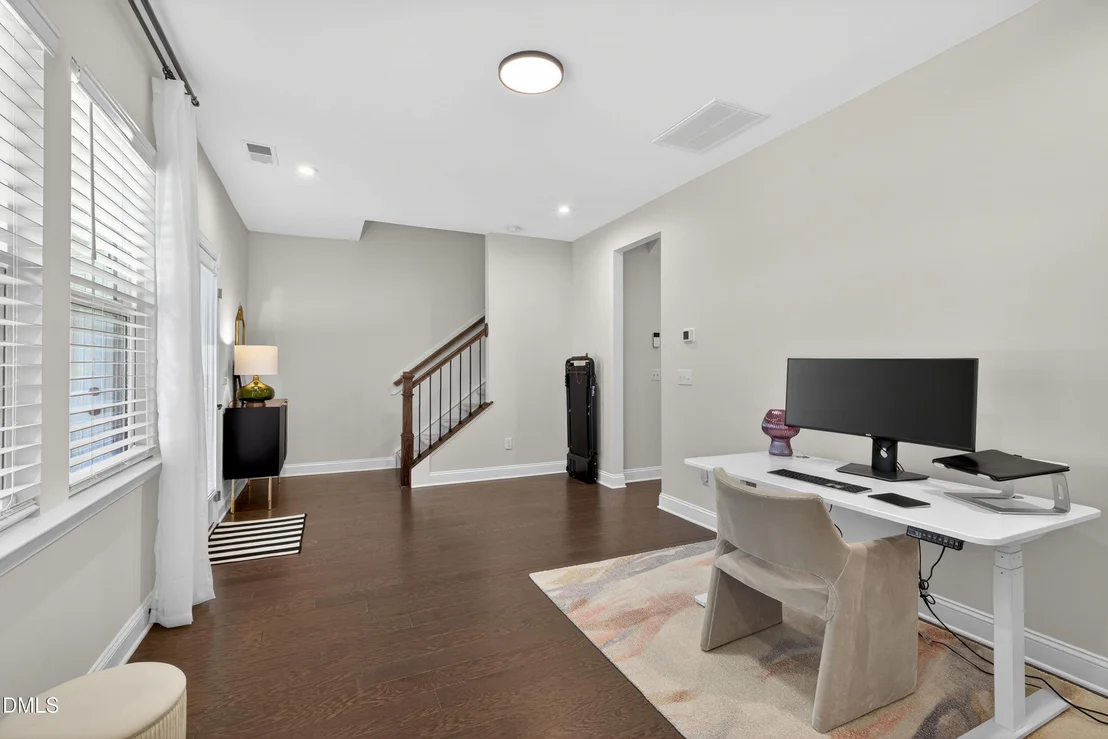 Photo of 1063 Danvers Loop
