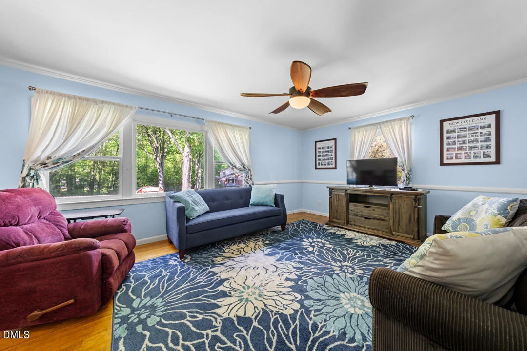 Photo of 5606 Newhall Road