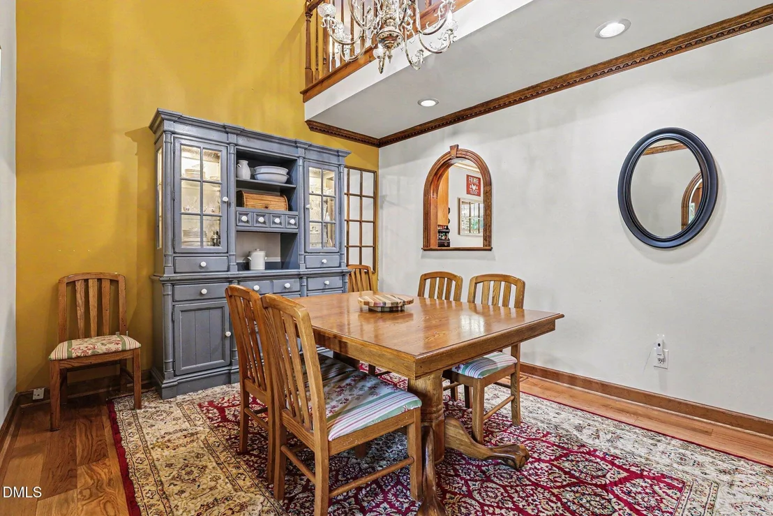Photo of 2256 Shotwell Road