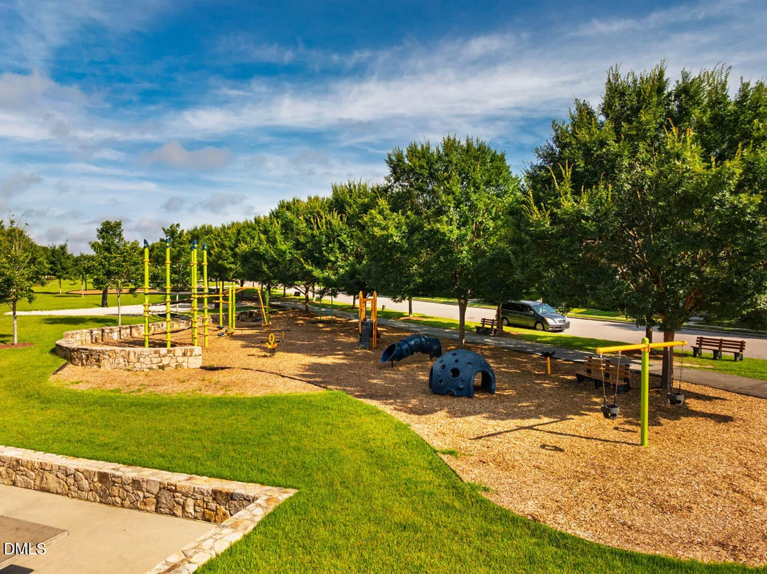 Photo of 136 Post Oak Road