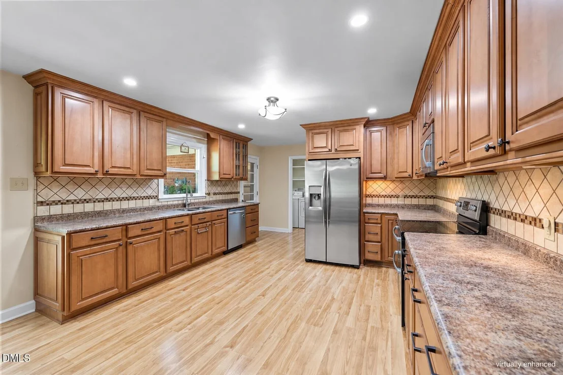 Photo of 6324 Tryon Road