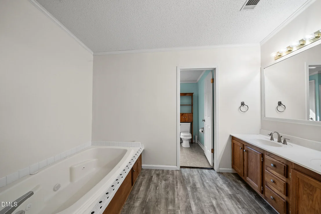Photo of 825 John Mitchell Road