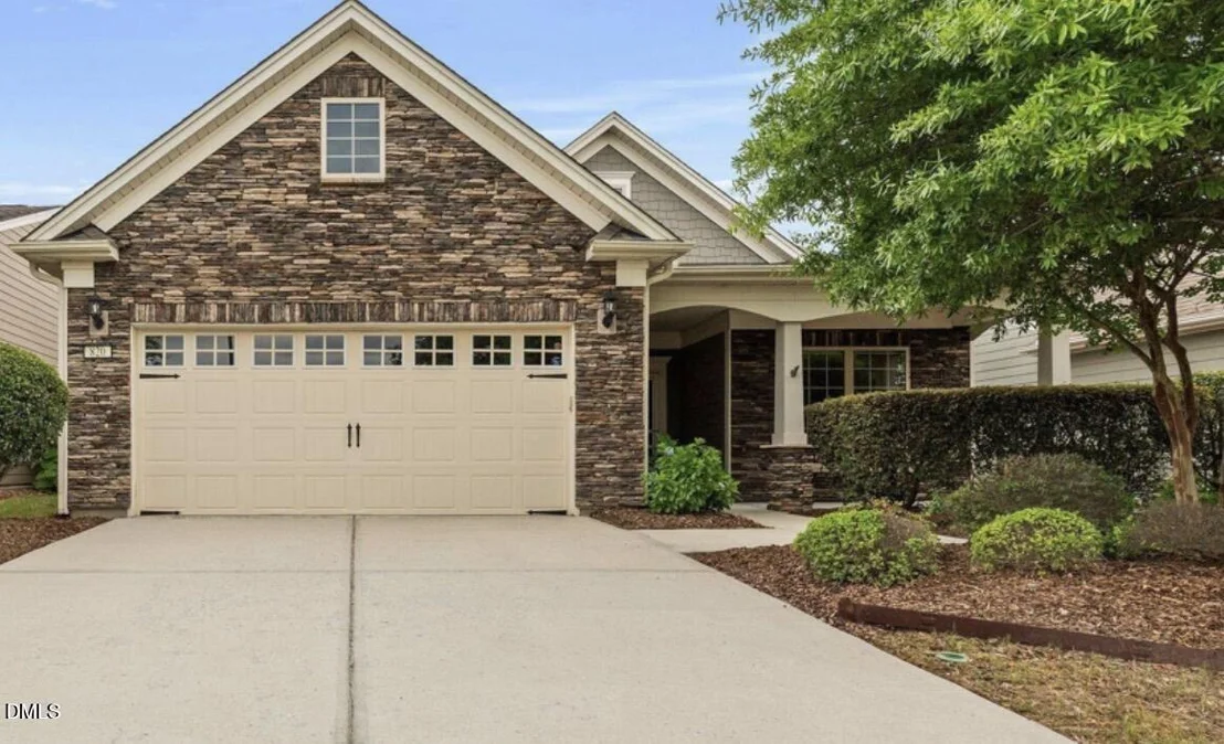 Photo of 820 Gaston Manor Drive