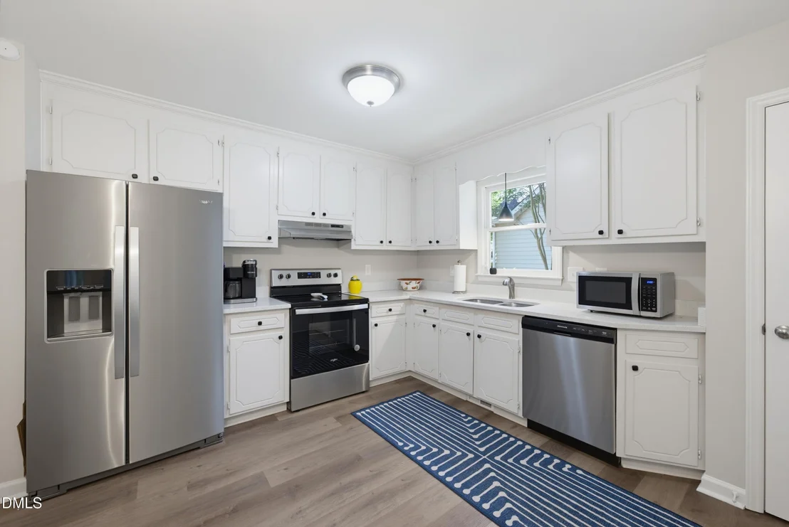 Photo of 3500 Castlegate Drive