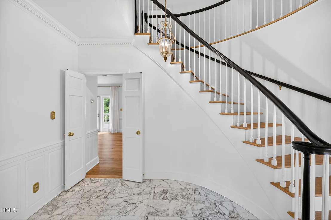 Photo of 1901 Aurora Drive