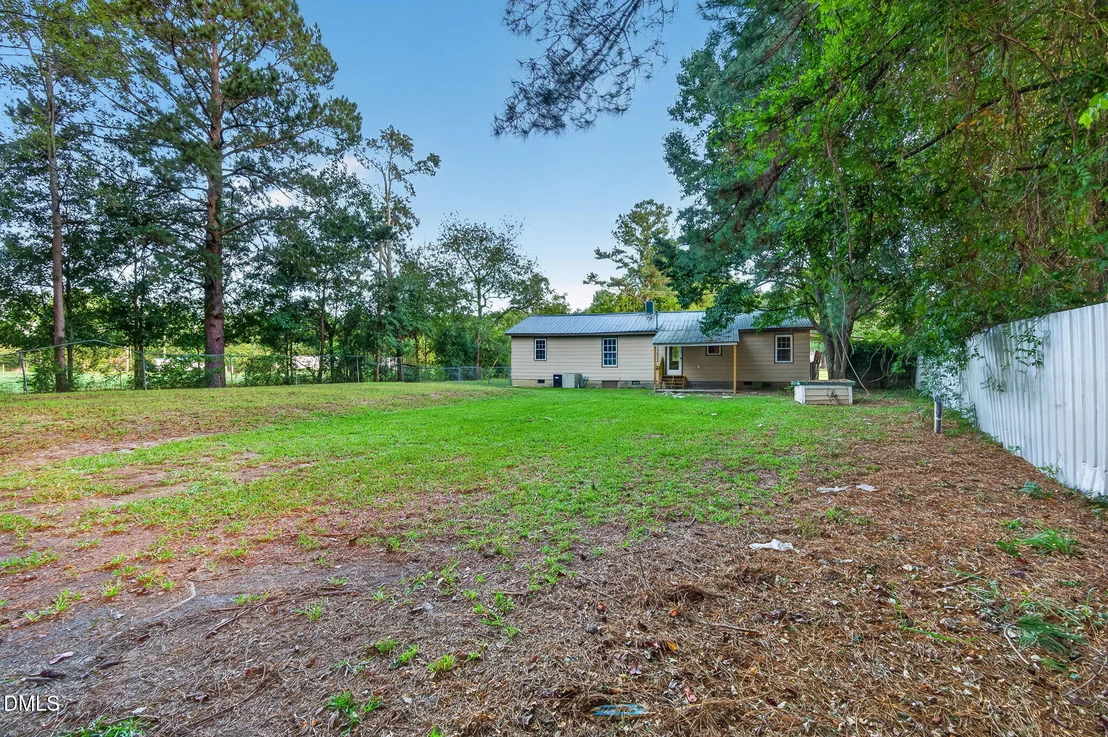 Photo of 935 Maynard Road