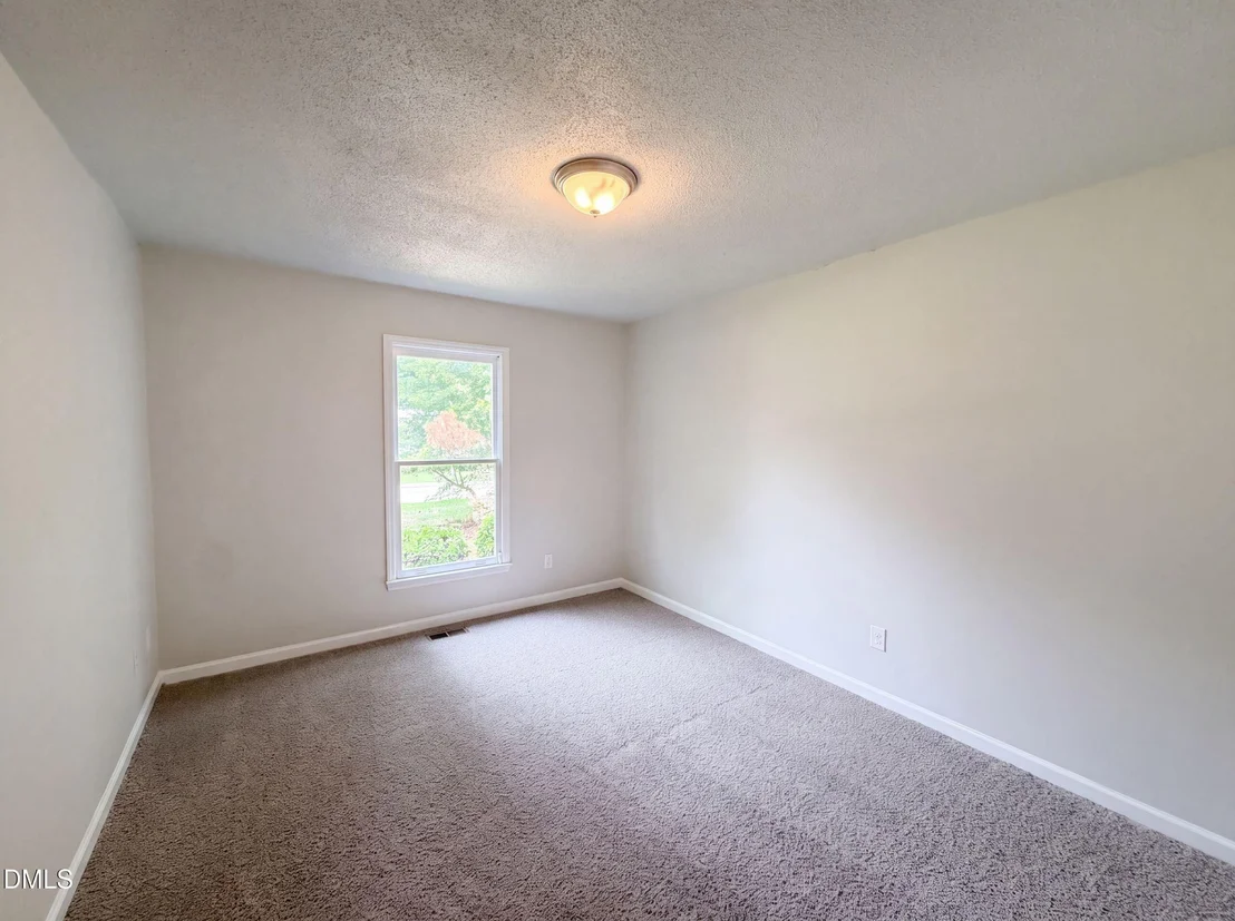 Photo of 1004 Clifford Drive