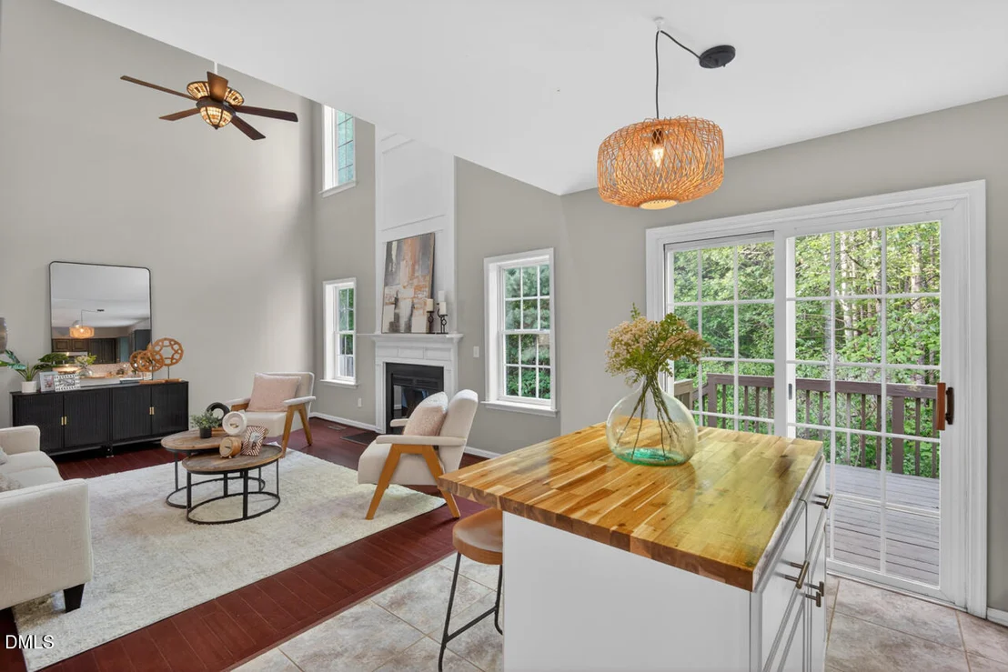 Photo of 2505 Summit Drive