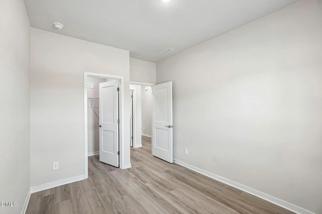 Photo of 141 Gilded Eagle Avenue