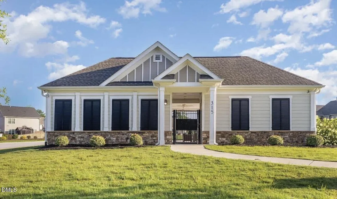 Photo of 55 Mallory Oak Drive