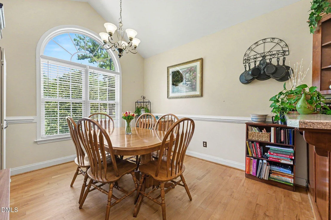 Photo of 492 Tomahawk Drive