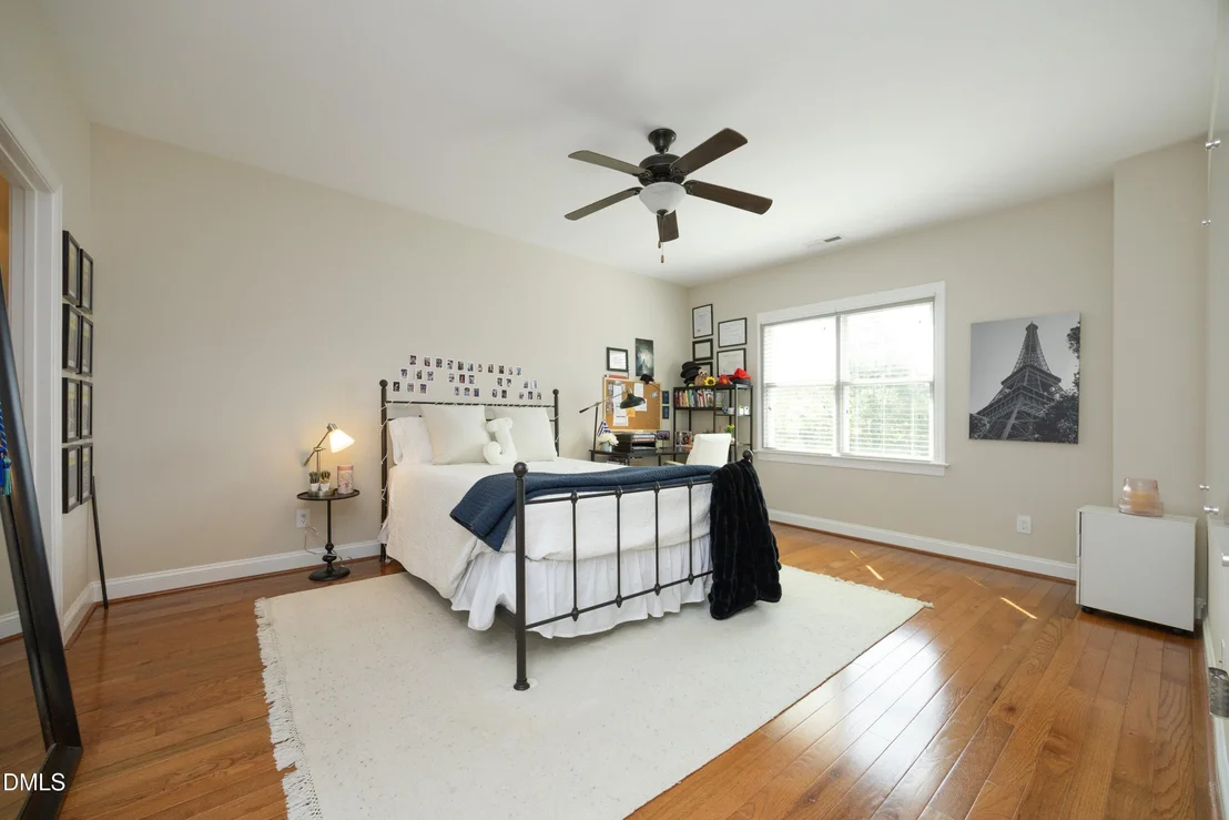 Photo of 121 Ruskin Drive