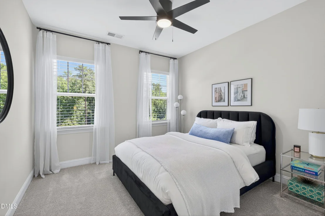 Photo of 1063 Danvers Loop