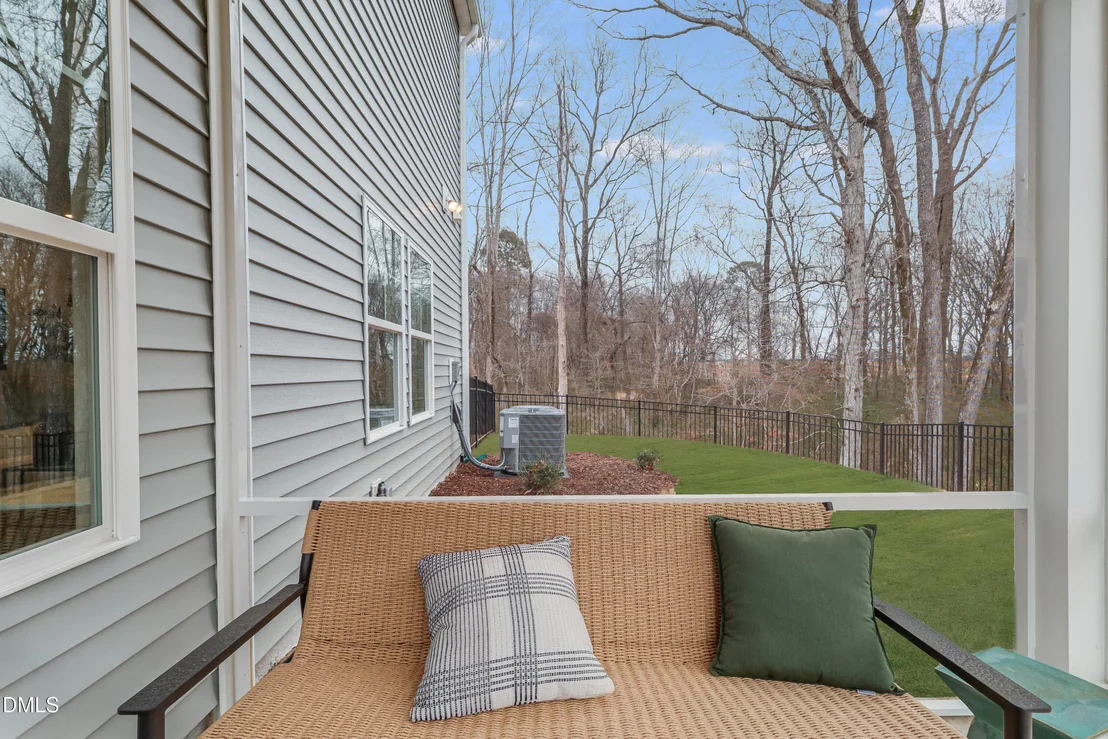 Photo of 43 Auburn Gardens Court