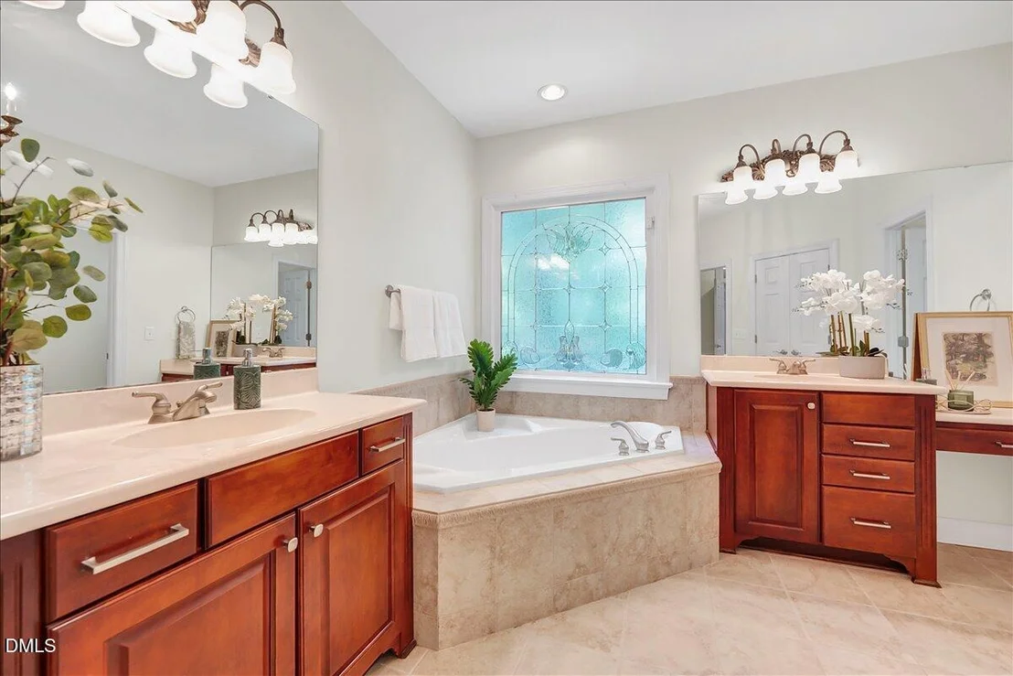 Photo of 580 Christopher Drive