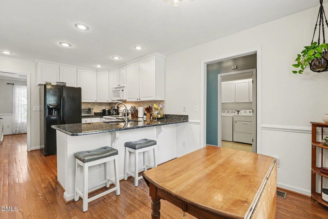 Photo of 101 Maple Street