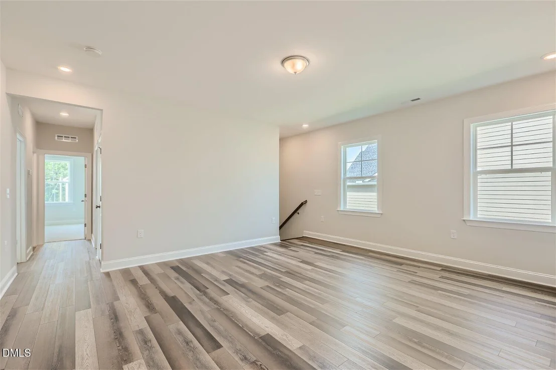 Photo of 124 Fablewood Trail