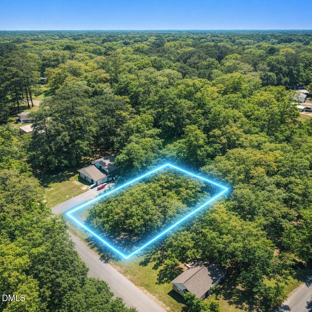 Photo of 910 Flanders Drive