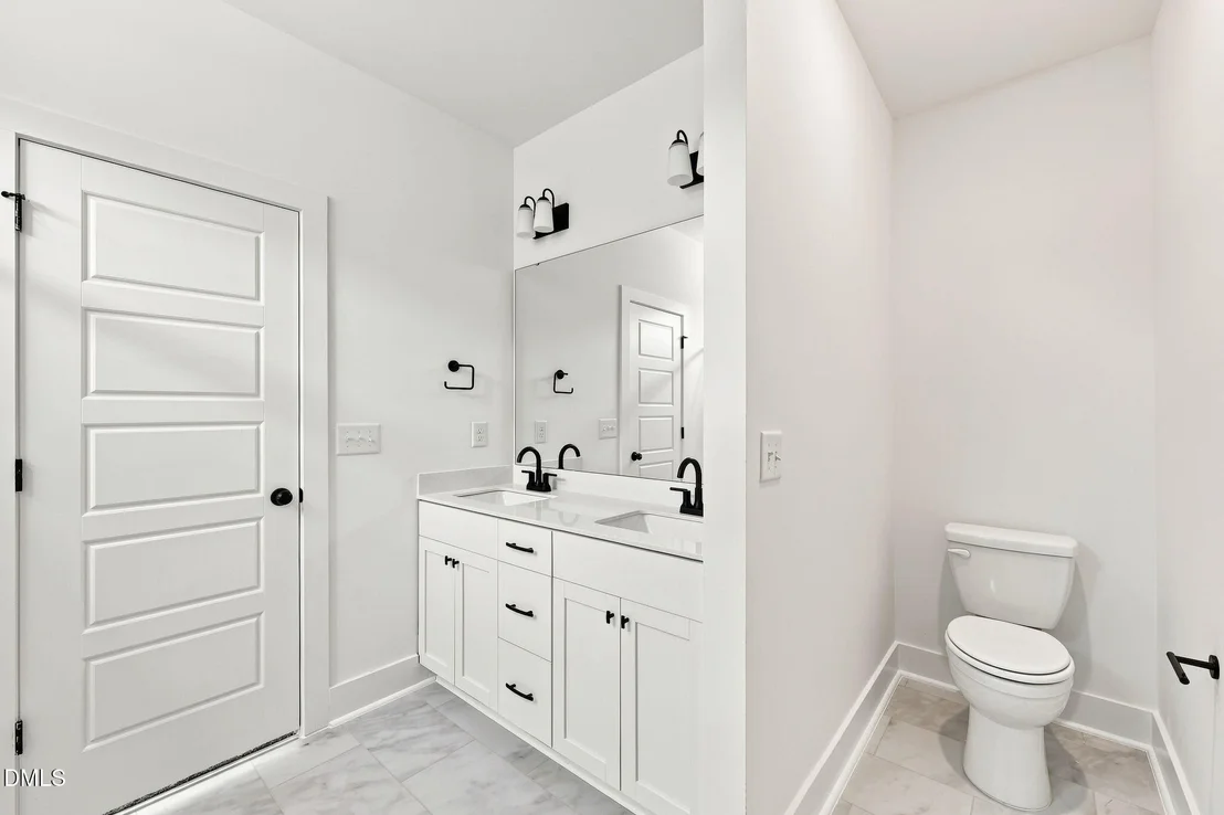 Photo of 16 Loganberry Avenue